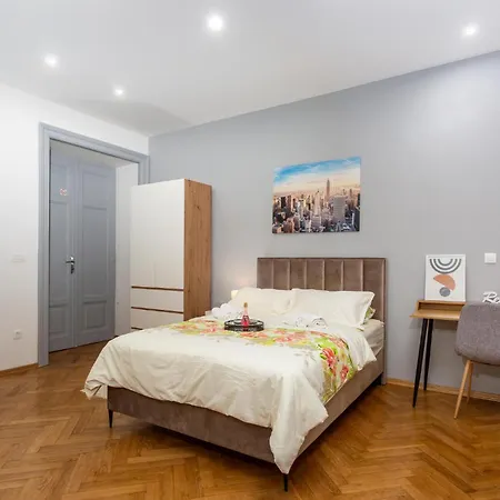 Apartment Stunning In With Wifi *